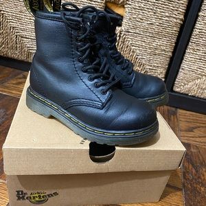 Black 1460 Softy T Doc Martens